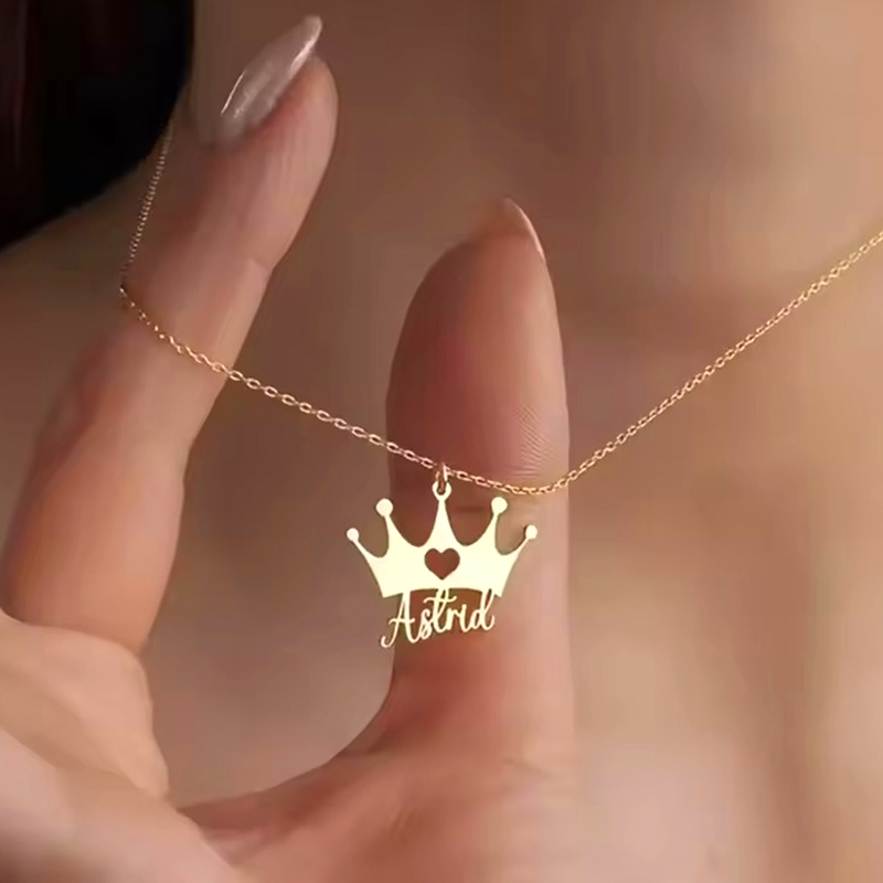 Men Accessories Neck Chain - قلادات مخصصة على شكل تاج قلبي