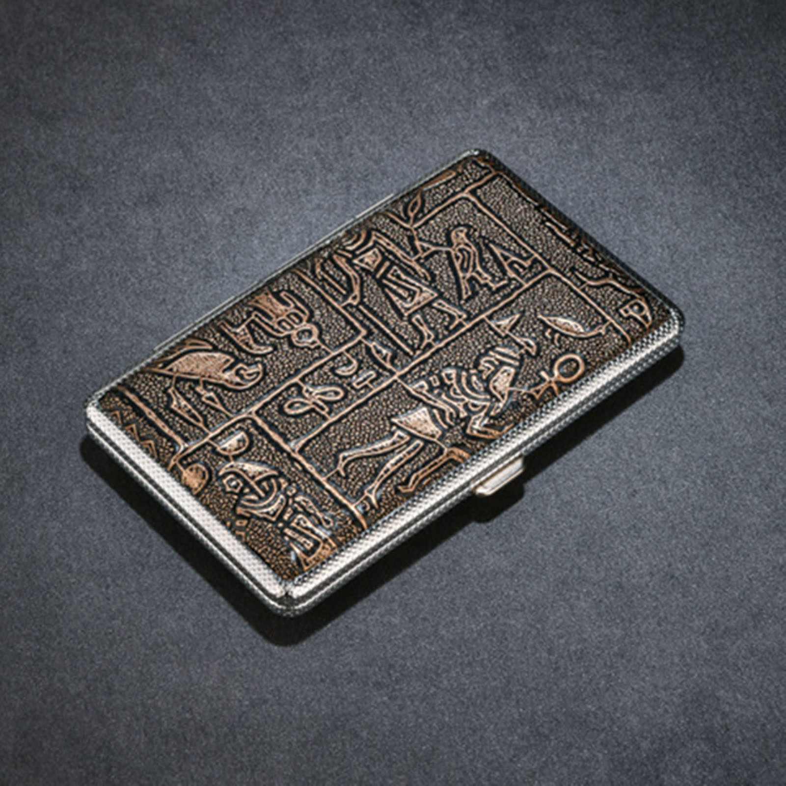 علبة سجائر معدنية من جلد البول - مراجعة Men Accessories Gadgets وسعره