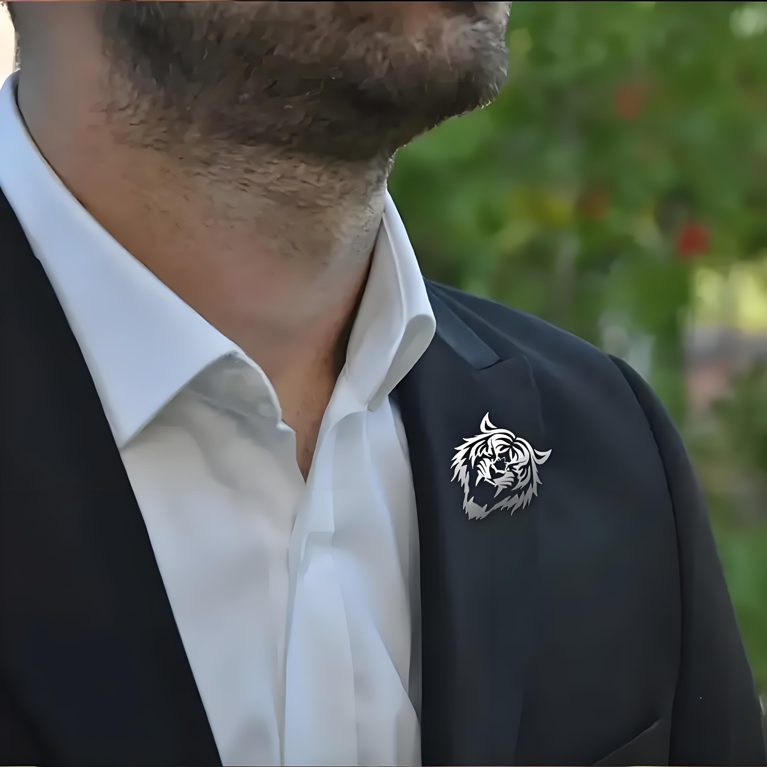 دبوس طية صدر السترة برأس النمر - مراجعة Men Accessories Gift Set وسعره