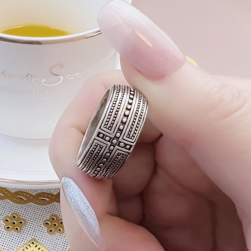 خاتم متقاطع بعلامة تجارية جديد - مراجعة Men Accessories Brand وسعره